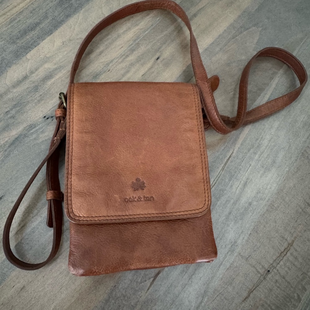 Oak and Tan crossbody